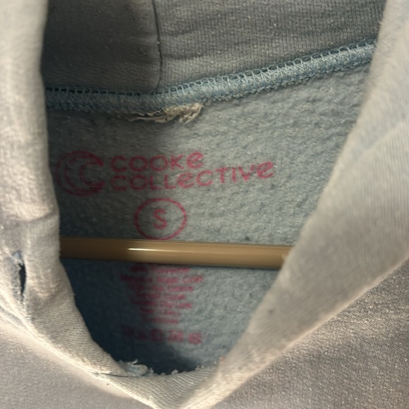 Cool Graphic Hoodie - Picture 3 of 3